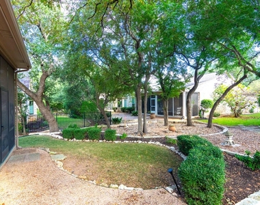 102 Harness Ln - Photo Thumbnail 21