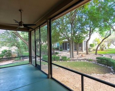 102 Harness Ln - Photo Thumbnail 23