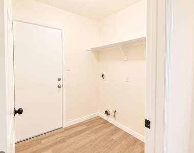 501 Amaryllis Ave - Photo Thumbnail 13