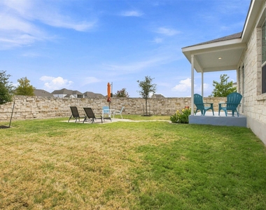 100 Bennington Dr - Photo Thumbnail 25