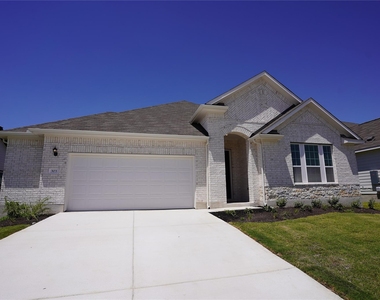 303 Bear Oak St - Photo Thumbnail 4