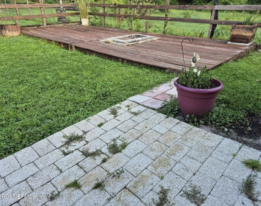 6806 Old Middleburg Road S - Photo Thumbnail 27