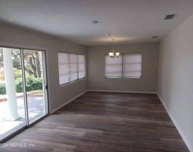 5869 White Sands Road - Photo Thumbnail 2