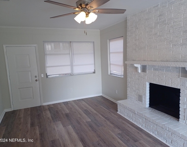 5869 White Sands Road - Photo Thumbnail 10