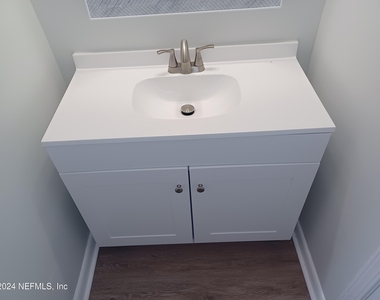5869 White Sands Road - Photo Thumbnail 18