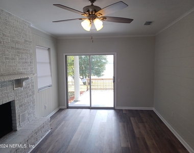5869 White Sands Road - Photo Thumbnail 11