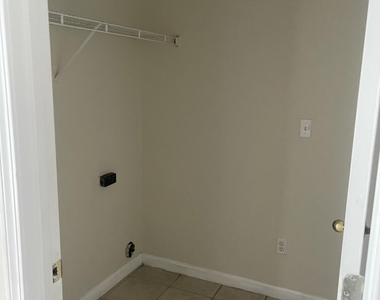 5058 W Acre Estates Drive - Photo Thumbnail 12