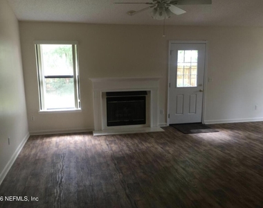 5058 W Acre Estates Drive - Photo Thumbnail 4