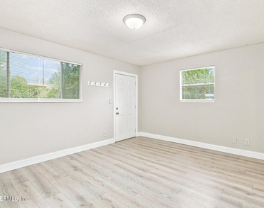 6790 Tinkerbell Lane - Photo Thumbnail 6