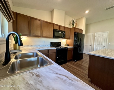 12398 Gillespie Avenue - Photo Thumbnail 18