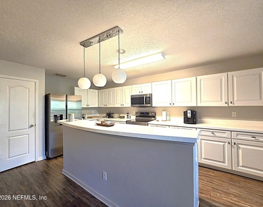 963 Collinswood Drive - Photo Thumbnail 5
