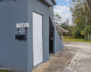 5342 Kingsbury Street - Photo Thumbnail 2