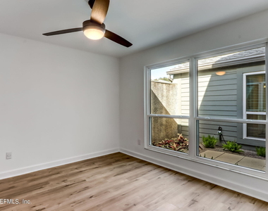 2775 Le Mans Court - Photo Thumbnail 17