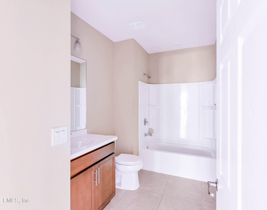 443 Orchard Pass Avenue - Photo Thumbnail 15