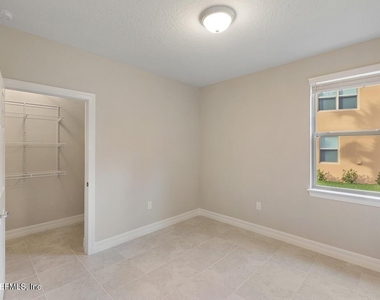 443 Orchard Pass Avenue - Photo Thumbnail 13