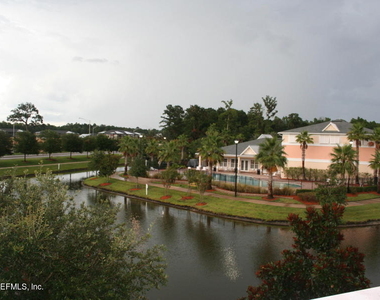 8215 Green Parrot Road - Photo Thumbnail 21