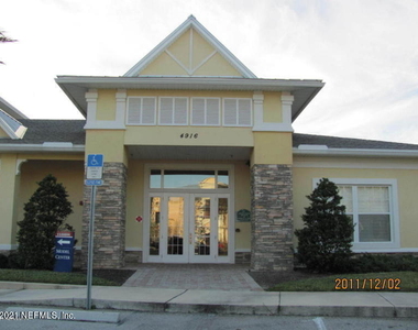 8215 Green Parrot Road - Photo Thumbnail 27