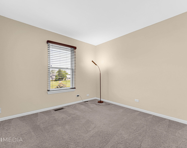 532 Heritage Drive - Photo Thumbnail 14