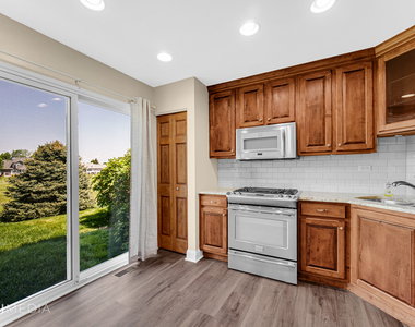 532 Heritage Drive - Photo Thumbnail 8