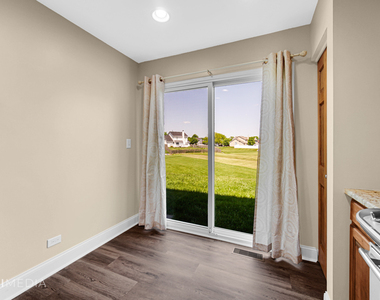 532 Heritage Drive - Photo Thumbnail 10
