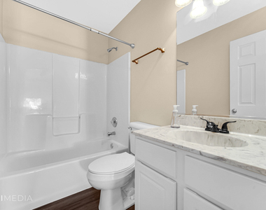 532 Heritage Drive - Photo Thumbnail 15