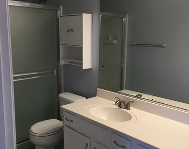 1770 Middlebury Drive - Photo Thumbnail 8