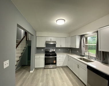 819 59th Street - Photo Thumbnail 9