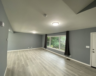 819 59th Street - Photo Thumbnail 4