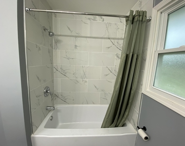 819 59th Street - Photo Thumbnail 22