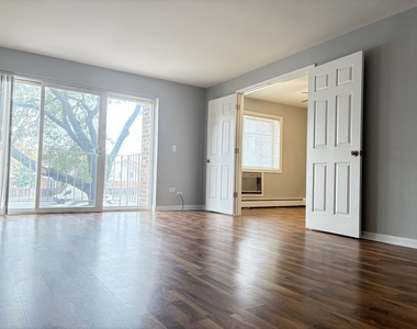 10373 Dearlove Road - Photo Thumbnail 6