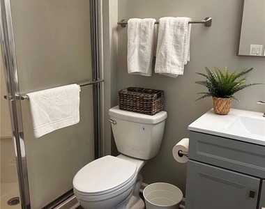 145 Sequoyah Drive - Photo Thumbnail 5
