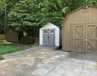 2910 Arden Ridge Drive - Photo Thumbnail 19