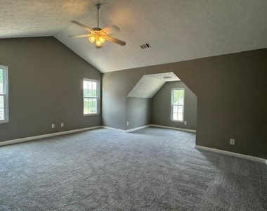 2910 Arden Ridge Drive - Photo Thumbnail 9