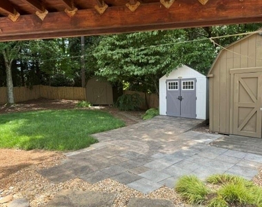 2910 Arden Ridge Drive - Photo Thumbnail 16