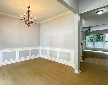 2468 Worrall Hill Way - Photo Thumbnail 2