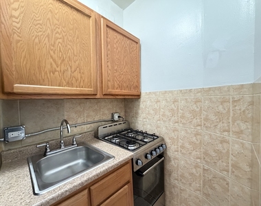 434 W Wellington Avenue - Photo Thumbnail 3