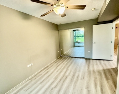9655 Woods Drive - Photo Thumbnail 15