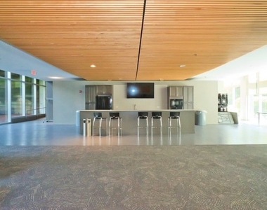 9655 Woods Drive - Photo Thumbnail 26
