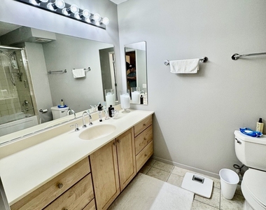 9655 Woods Drive - Photo Thumbnail 17