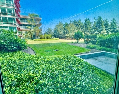 9655 Woods Drive - Photo Thumbnail 19