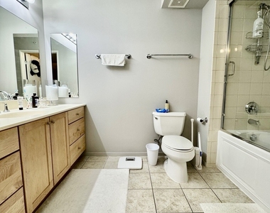 9655 Woods Drive - Photo Thumbnail 16
