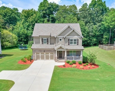4688 Cantrell Road - Photo Thumbnail 3