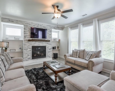 4688 Cantrell Road - Photo Thumbnail 16