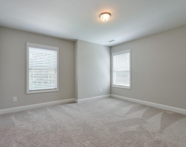 4688 Cantrell Road - Photo Thumbnail 25