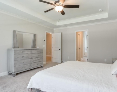 4688 Cantrell Road - Photo Thumbnail 22