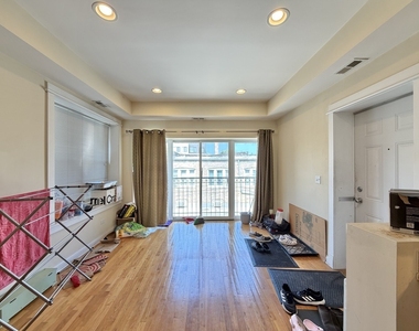1524 W Birchwood Avenue - Photo Thumbnail 7