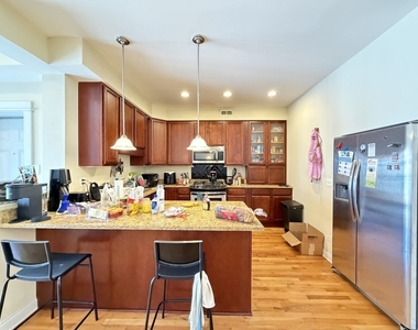 1524 W Birchwood Avenue - Photo Thumbnail 1