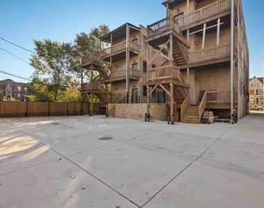 442 E 48th Street - Photo Thumbnail 1