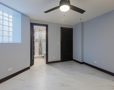 442 E 48th Street - Photo Thumbnail 12
