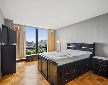 601 E 32nd Street - Photo Thumbnail 11